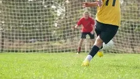 “大莲花”落幕后，中国红映衬中温情落幕